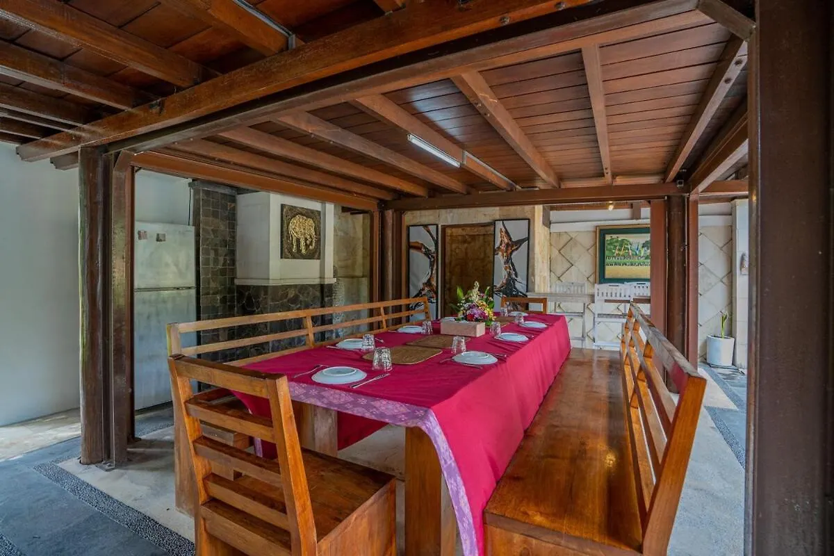 Nipper Villa - Spacious 4Br In Canggu