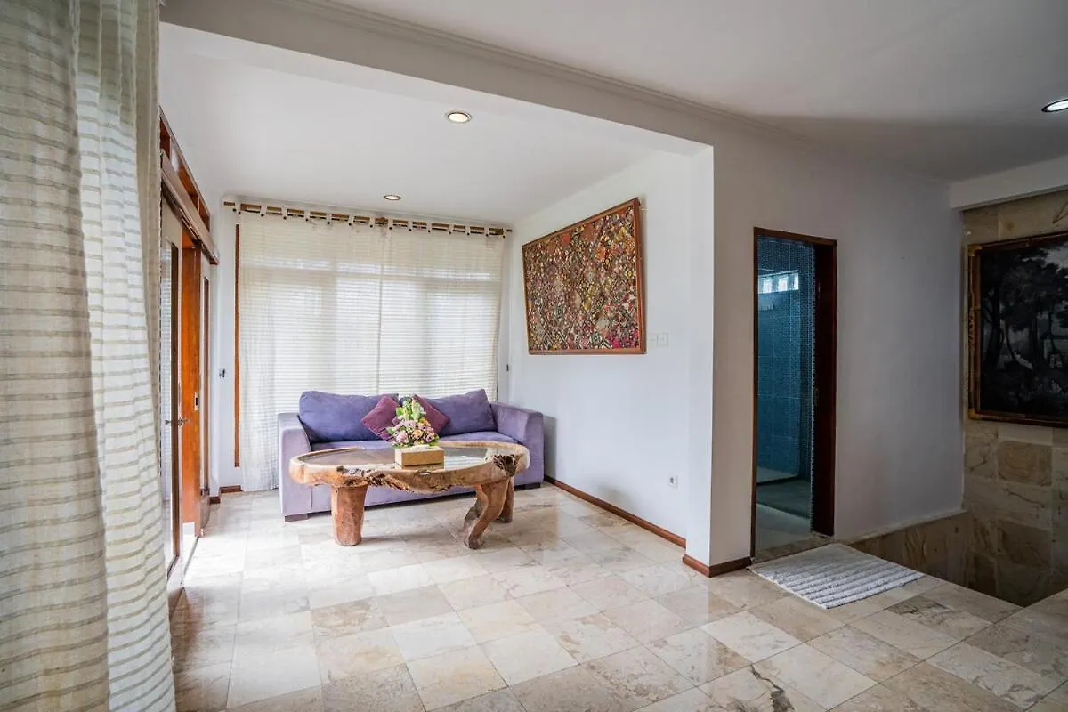 Nipper Villa - Spacious 4Br In Canggu  Canggu (Bali)