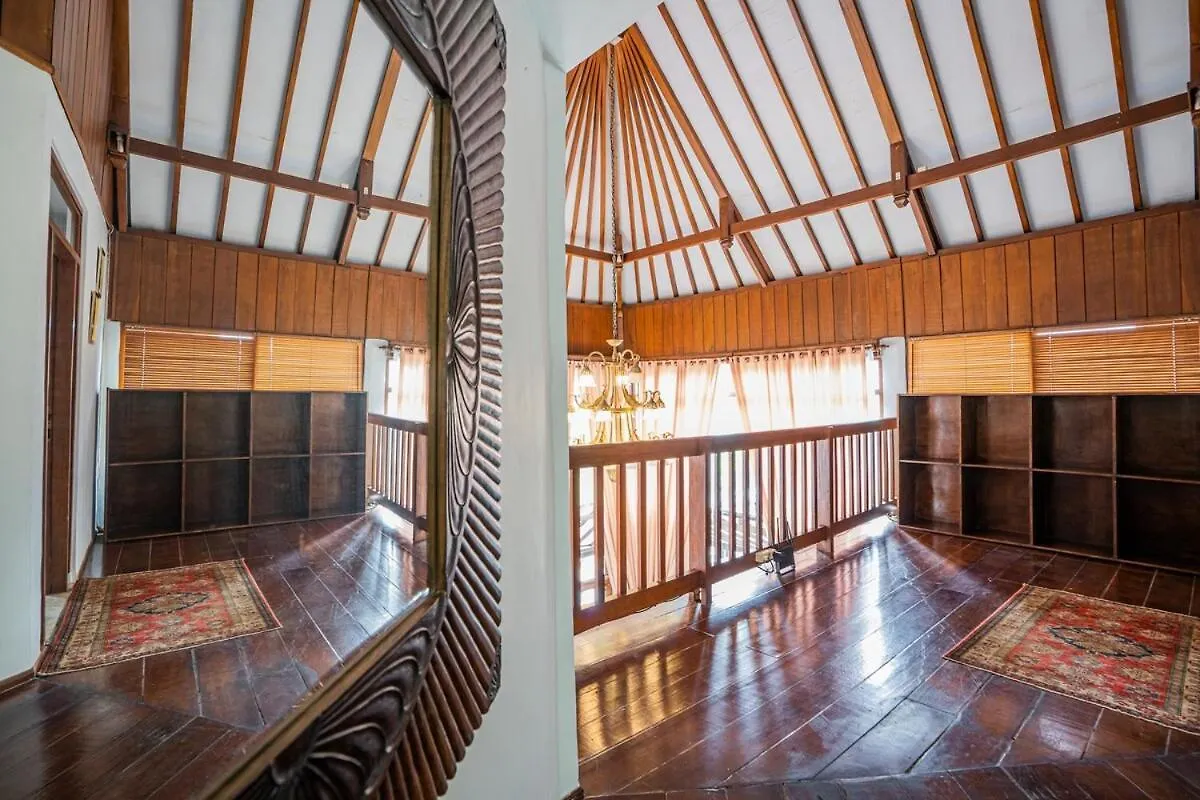 Nipper Villa - Spacious 4Br In Canggu