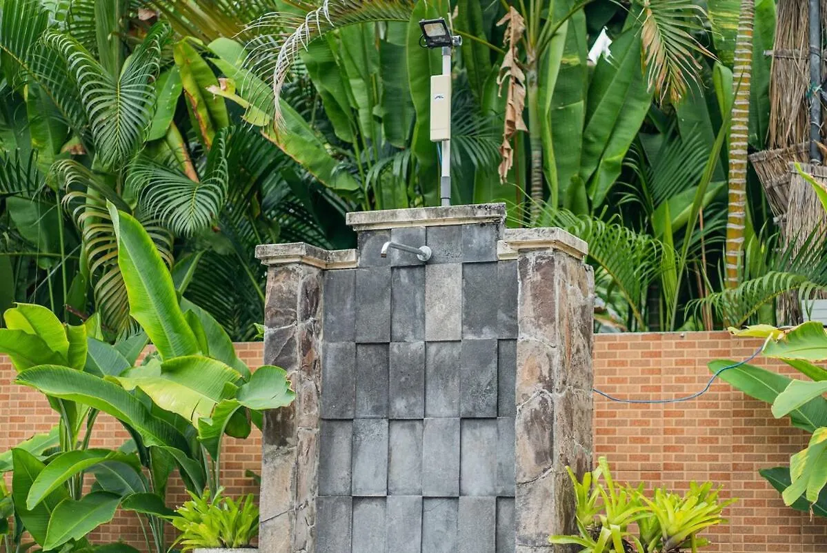 Nipper Villa - Spacious 4Br In Canggu Indonesia